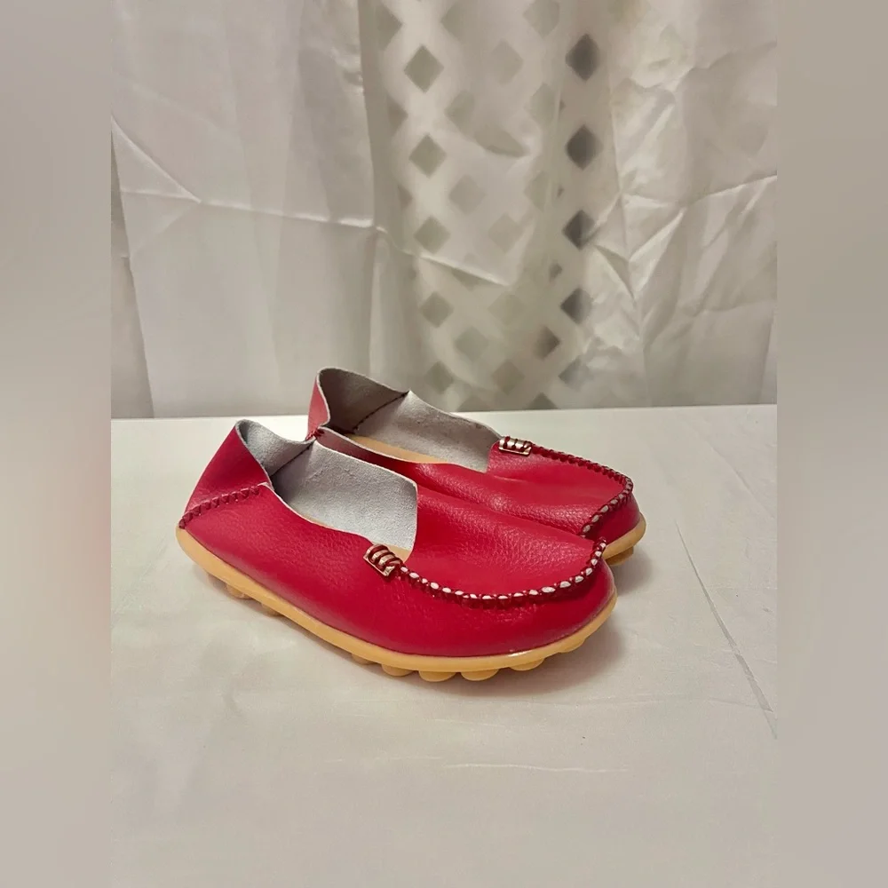 Red Women's Flats